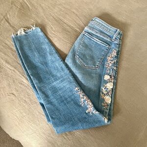 Abercrombie & Fitch Embroidered Denim Jeans - Size 25